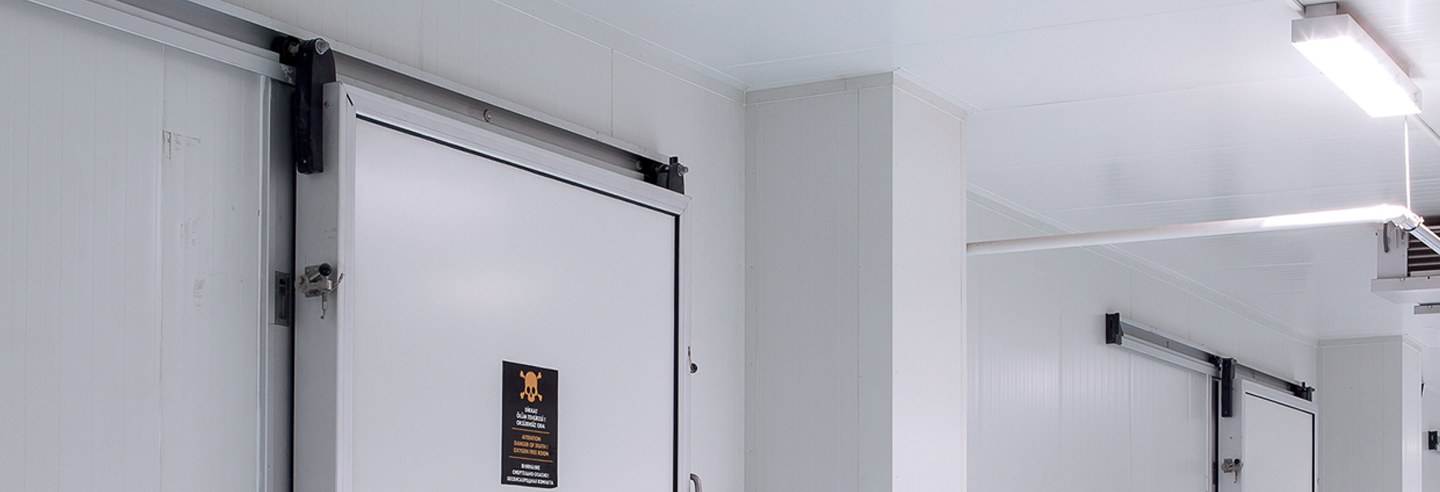 A commissioned sliding cold room door line at our Hadımköy plant.